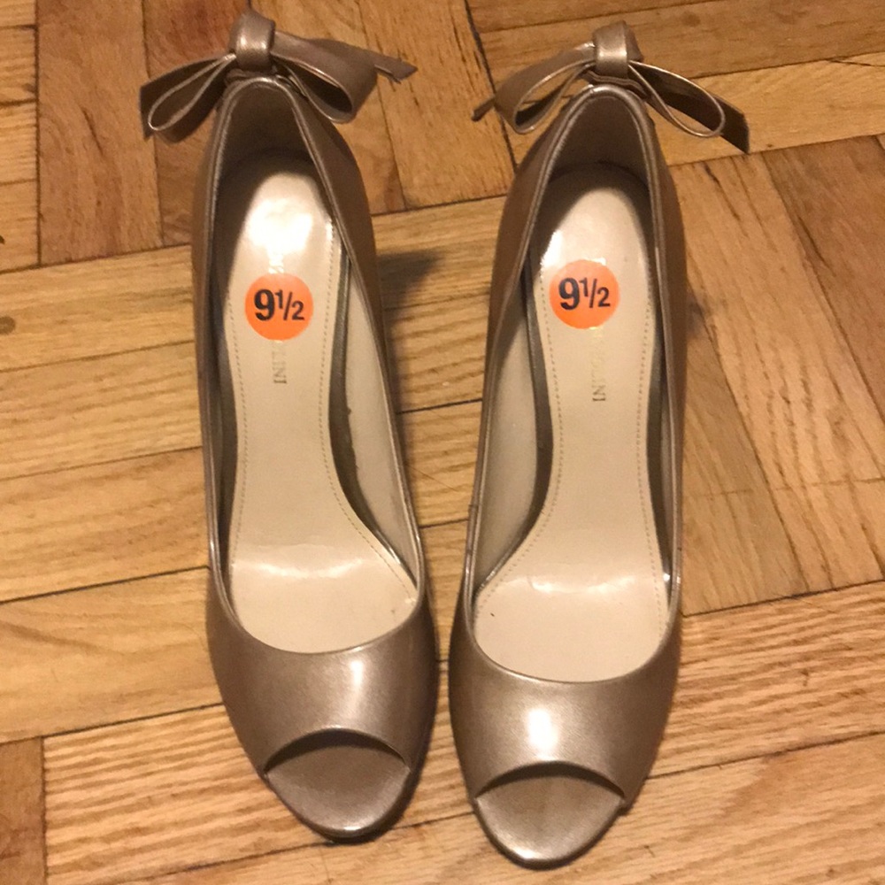 Enzo angiolini shoes - never worn 9.5